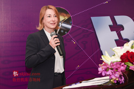 邁布克斯會議展覽有限公司公關(guān)市場總監(jiān)Susanne+Neuner女士 邁布克斯會議展覽有限公司公關(guān)市場總監(jiān)Susanne+Neuner女士